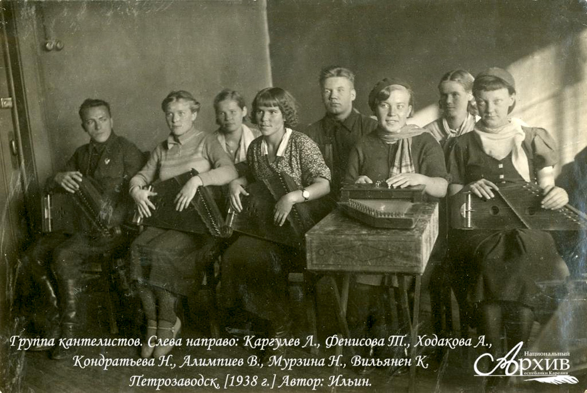 Первые артисты ансамбля