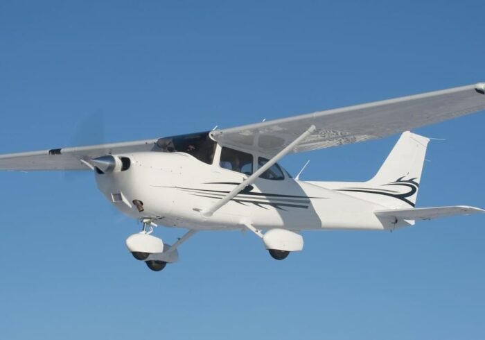 Самолет Cessna 172 в туристическом рейсе в Москву от компании